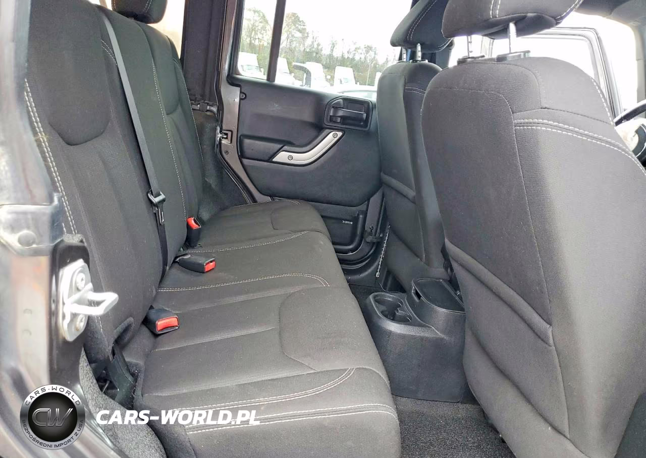 2017 Jeep Wrangler Unlimited Sahara VIN:1C4BJWEG1HL506901 - 11