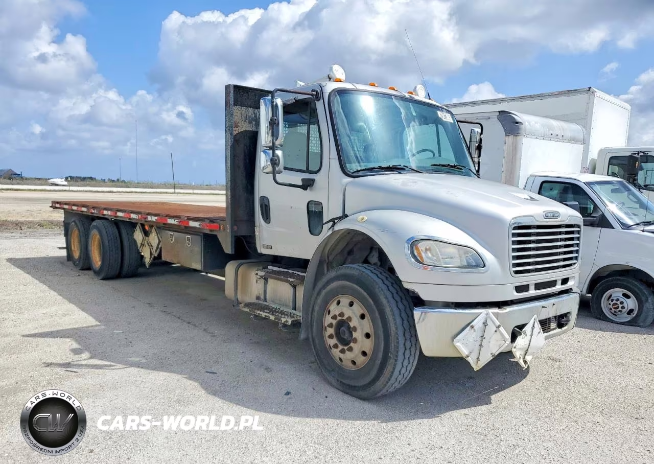 2012 Freightliner Business Class M2 Flatbed Truck