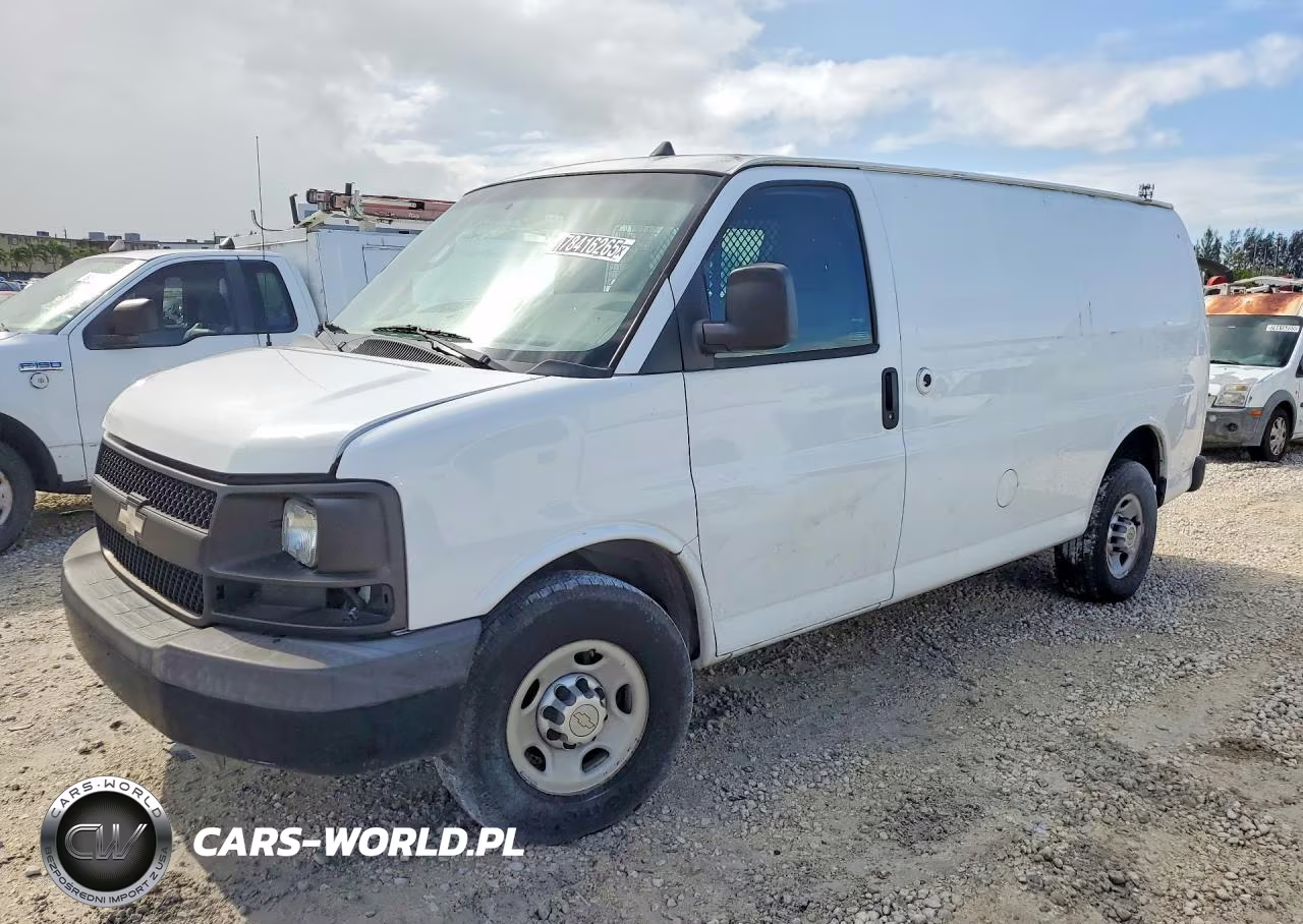 2013 Chev Express G2500