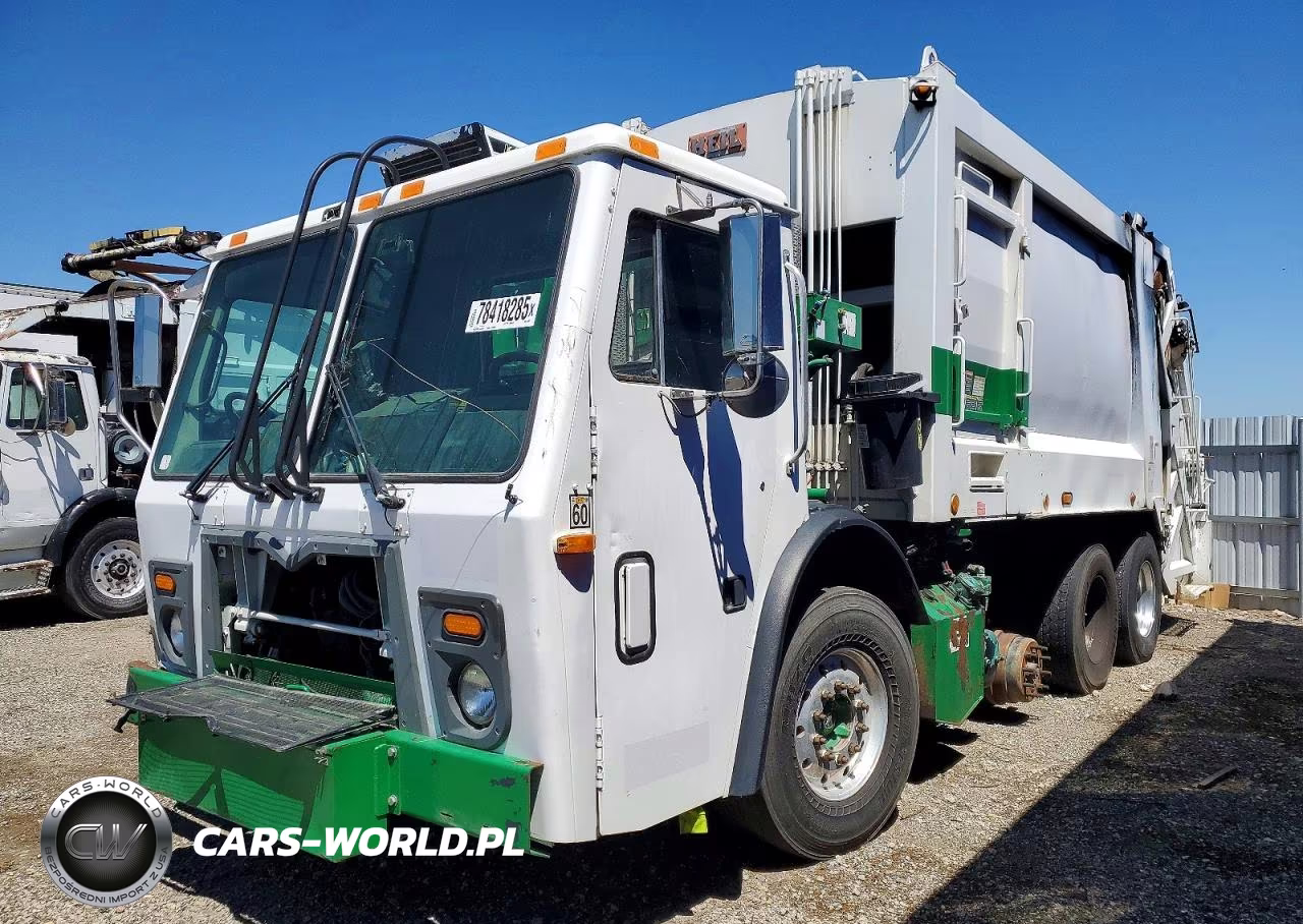 2011 Mack Leu613 Refuse Truck VIN:1M2AU02C2BM005501 - 2