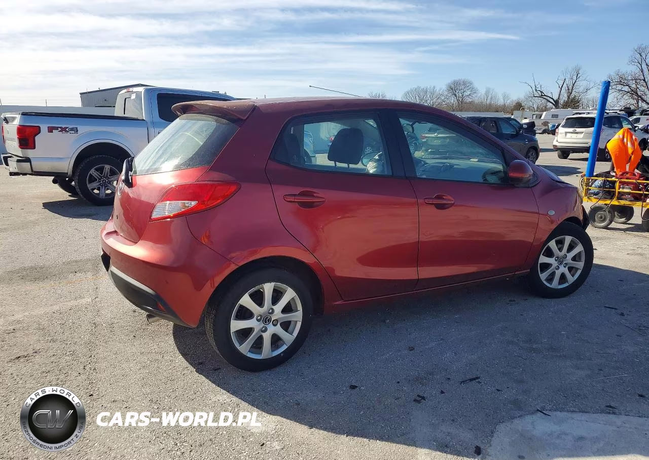 2014 Mazda Mazda2 Touring VIN:JM1DE1LYXE0185837 - 3