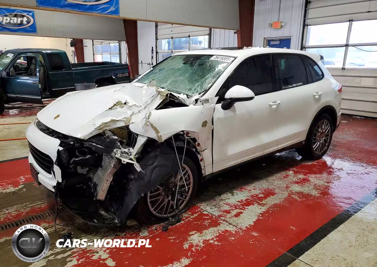 2016 Porsche Cayenne S