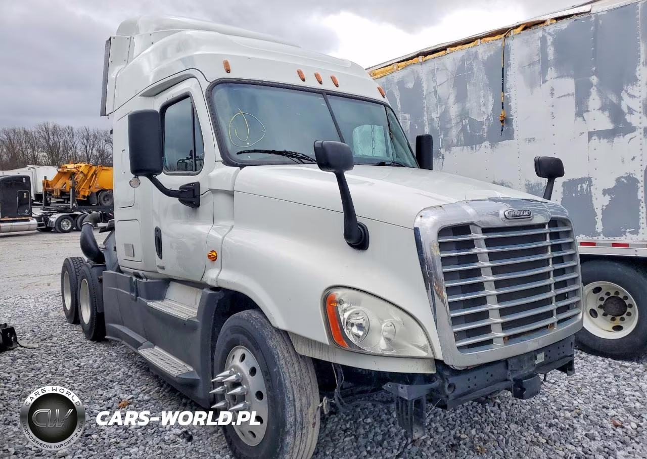 2016 Freightliner Cascadia 125 Semi Truck