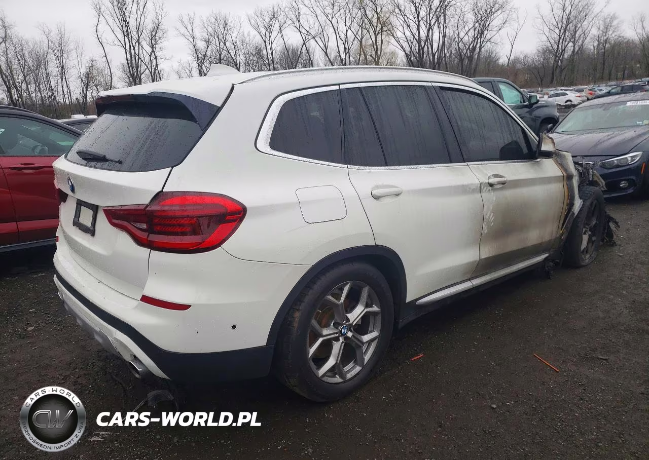 2020 BMW X3 xDrive30I VIN:5UXTY5C07LLT36082 - 3