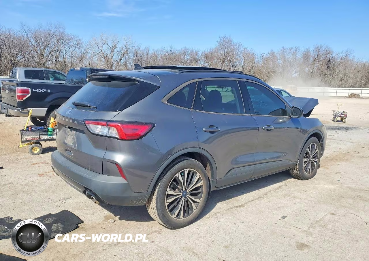 2021 Ford Escape Se VIN:1FMCU0G63MUA99435 - 3