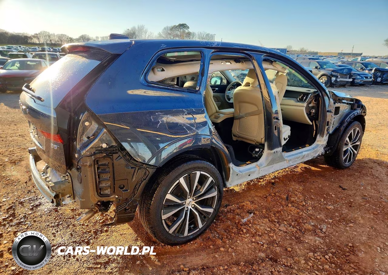 2025 Volvo Xc60 Plus VIN:YV4M12RC9S1027974 - 3
