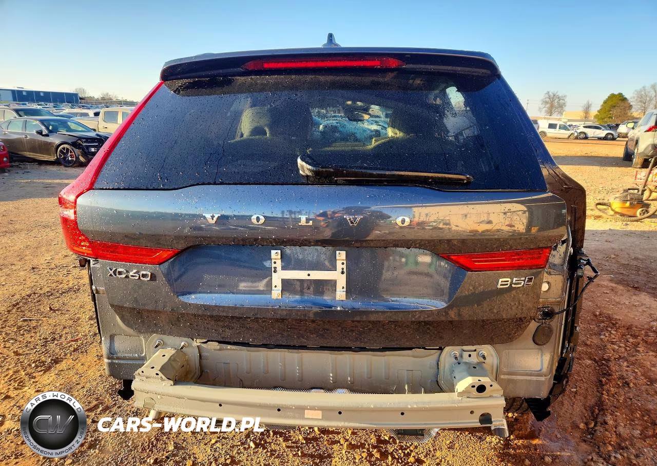 2025 Volvo Xc60 Plus VIN:YV4M12RC9S1027974 - 6