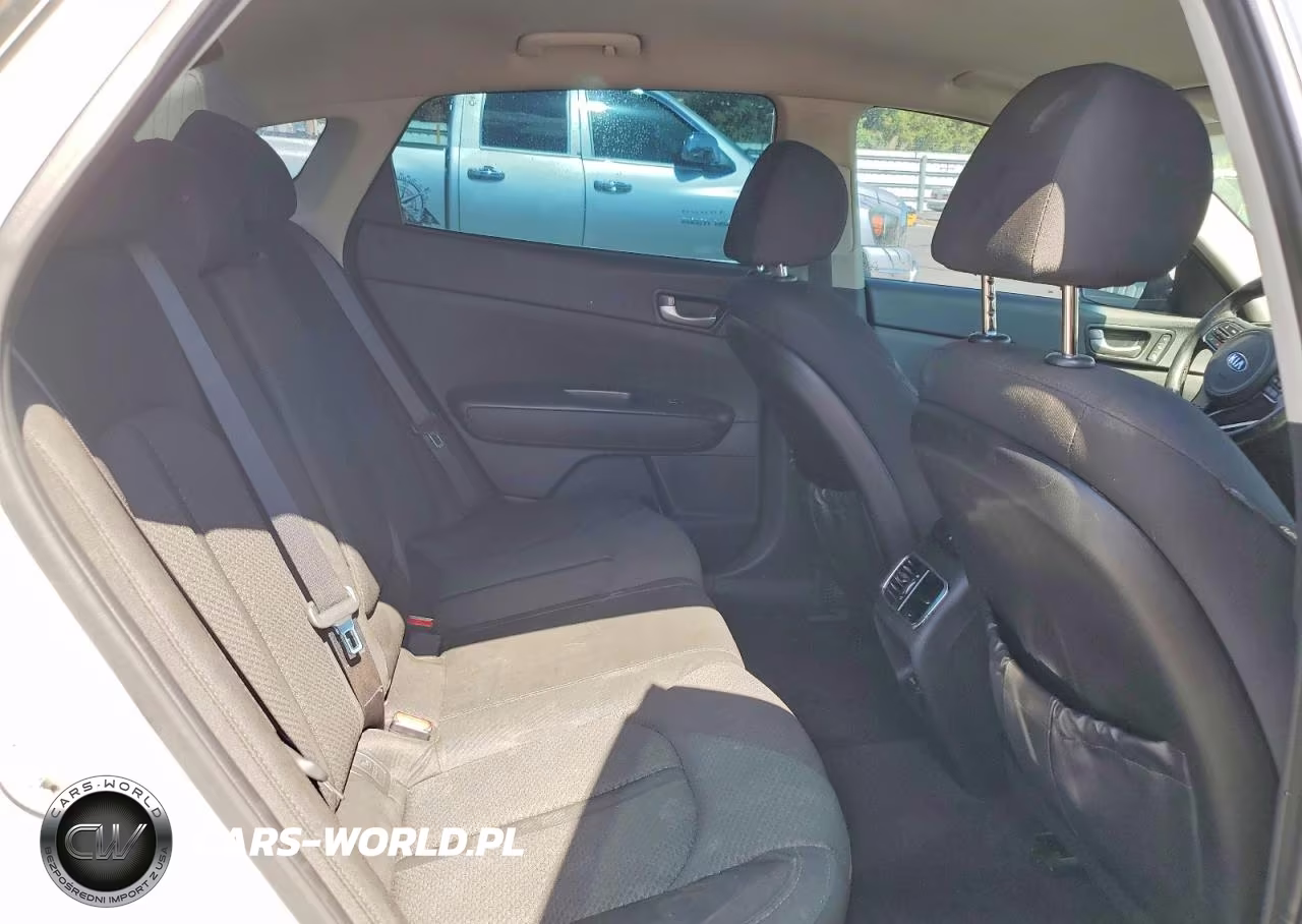 2016 Kia Optima Lx VIN:5XXGT4L10GG104997 - 10