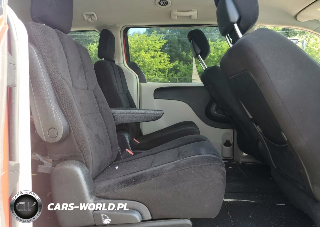 2012 Dodge Grand Caravan Crew VIN:2C4RDGDG6CR415281 - 11