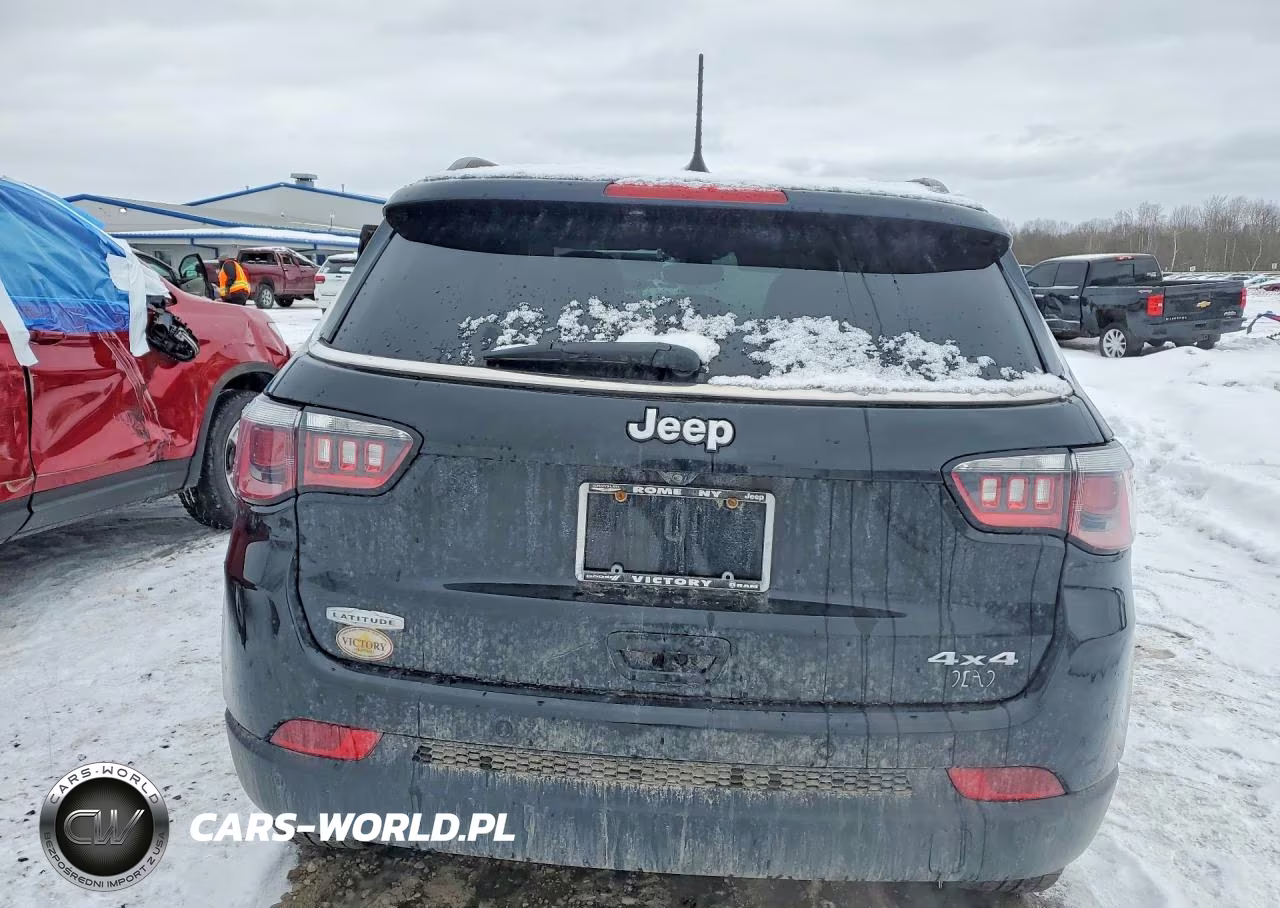 2018 Jeep Compass Latitude VIN:3C4NJDBB6JT100181 - 6