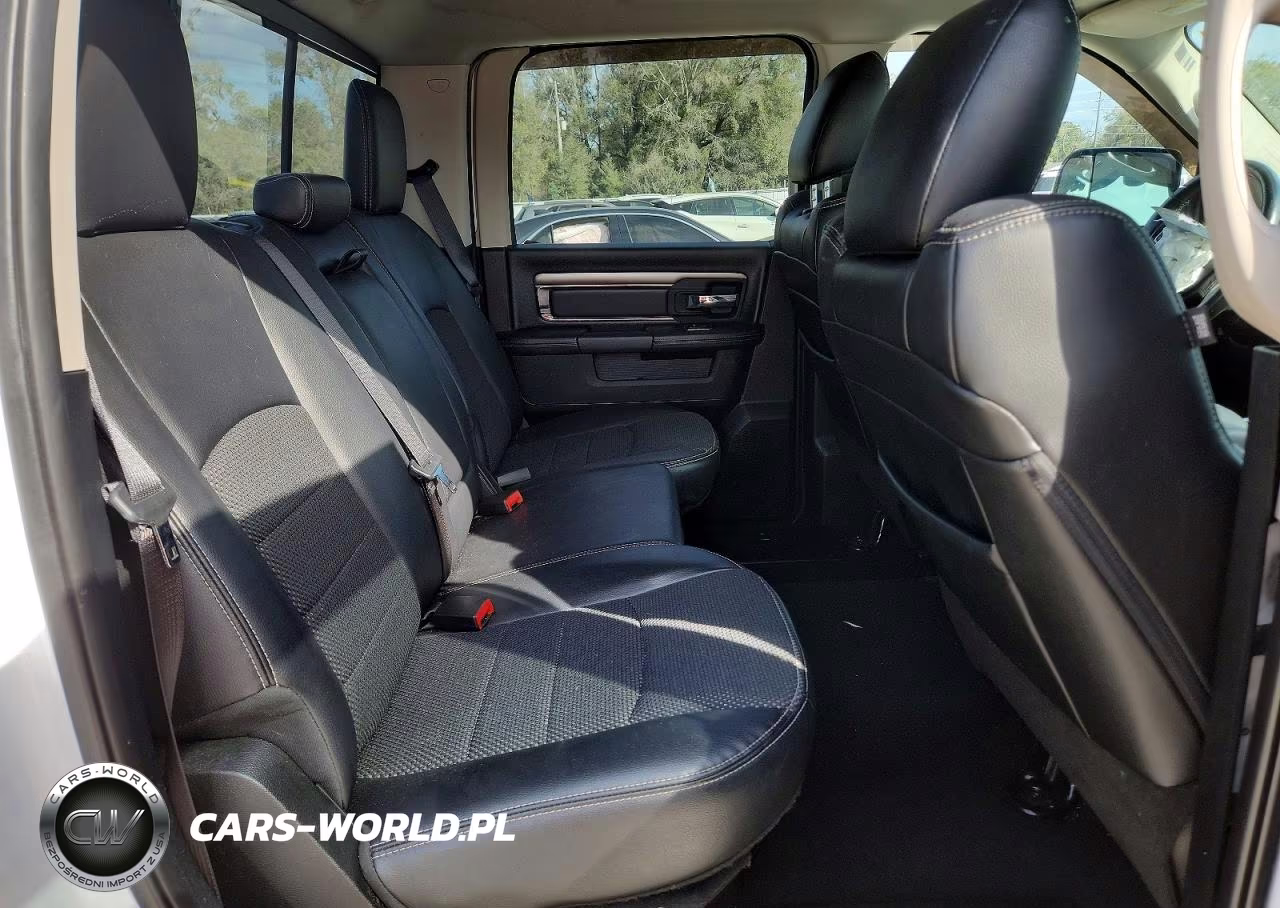 2018 Ram 1500 Sport VIN:1C6RR7UT2JS196532 - 10
