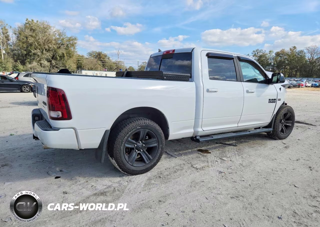 2018 Ram 1500 Sport VIN:1C6RR7UT2JS196532 - 3