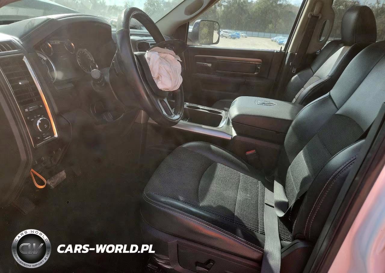 2018 Ram 1500 Sport VIN:1C6RR7UT2JS196532 - 7