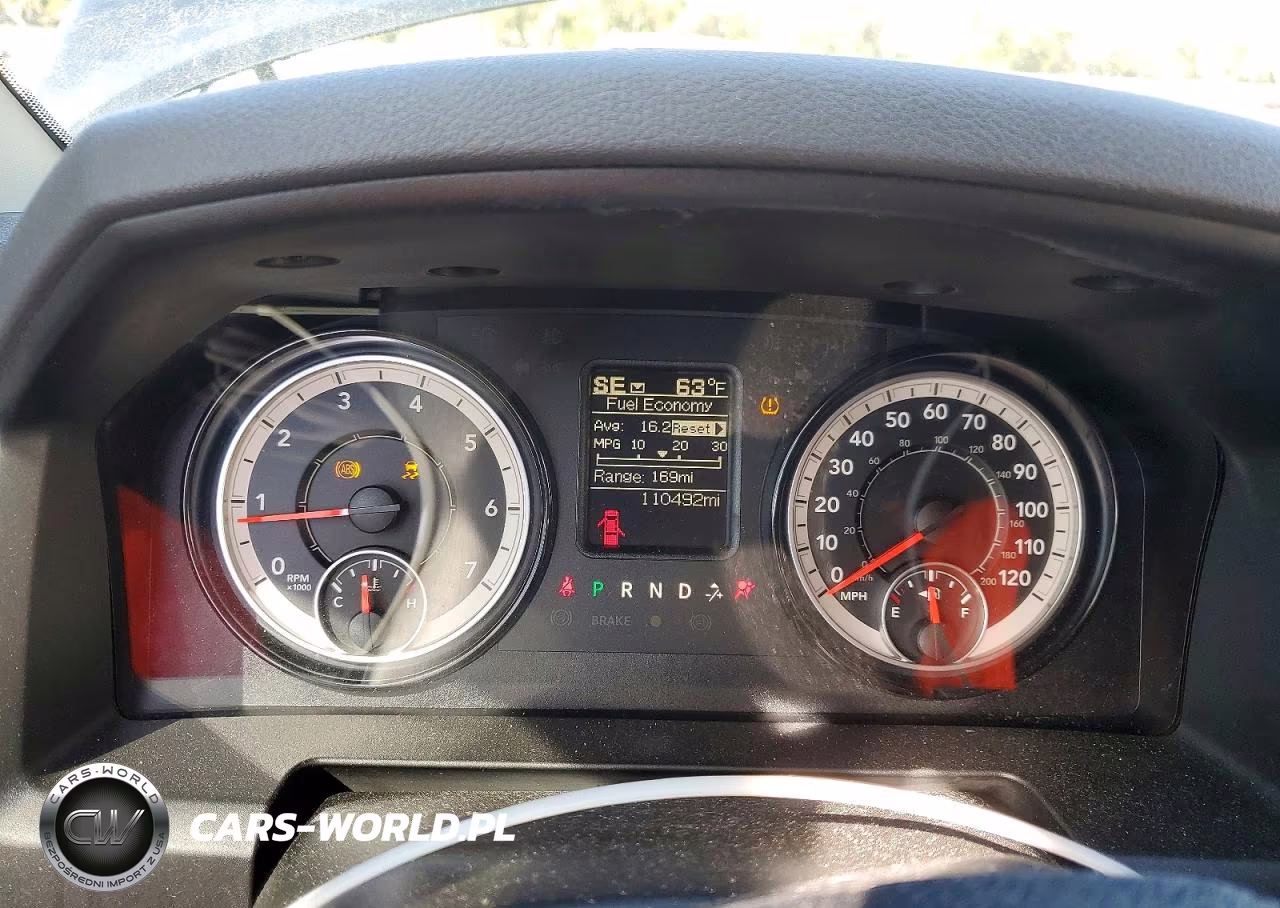 2019 Ram 1500 Classic Slt VIN:1C6RR6GG9KS670082 - 9