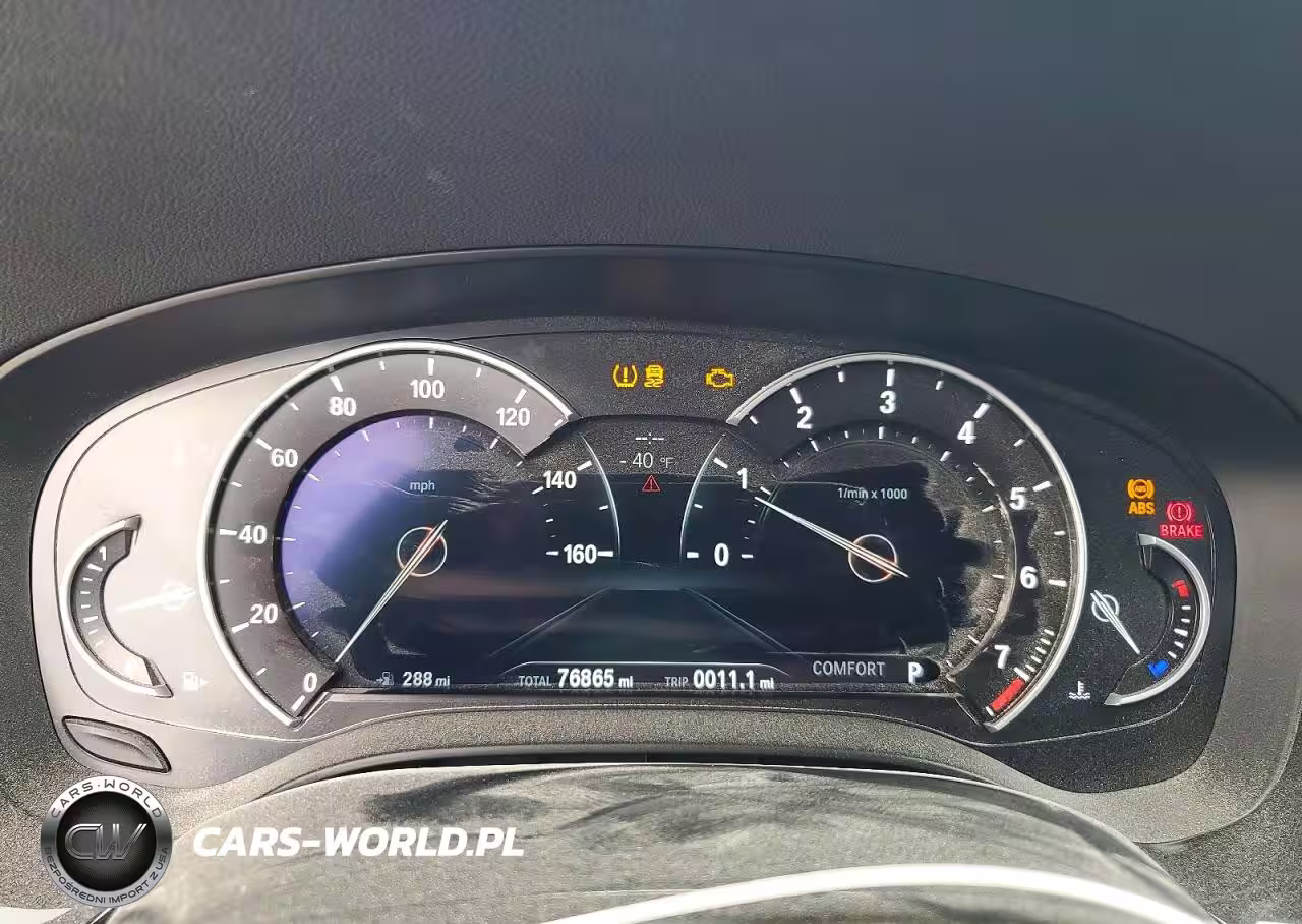 2018 BMW Motorrad 530 VIN:WBAJA5C58JWA36071 - 9