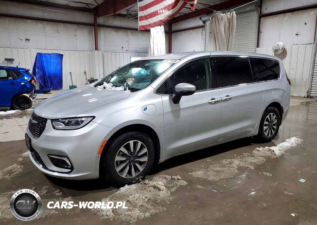 2023 Chrysler Pacifica Hybrid Touring L – zdjęcie 1 z 14