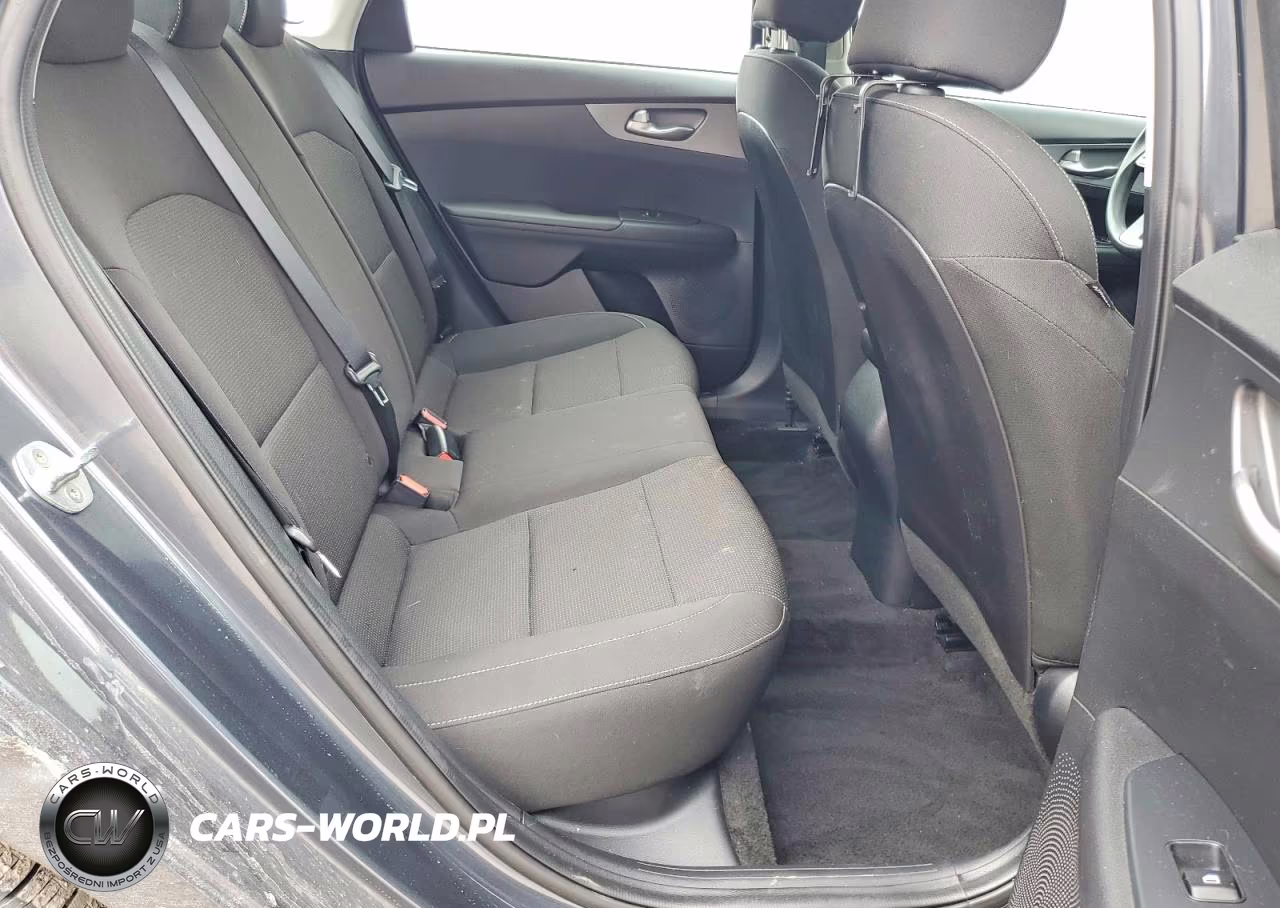2021 Kia Forte Fe VIN:3KPF24AD0ME285177 - 10