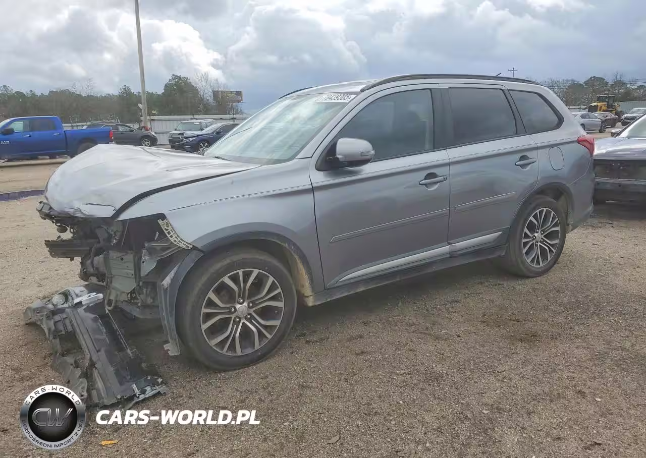 2016 Mits Outlander Es