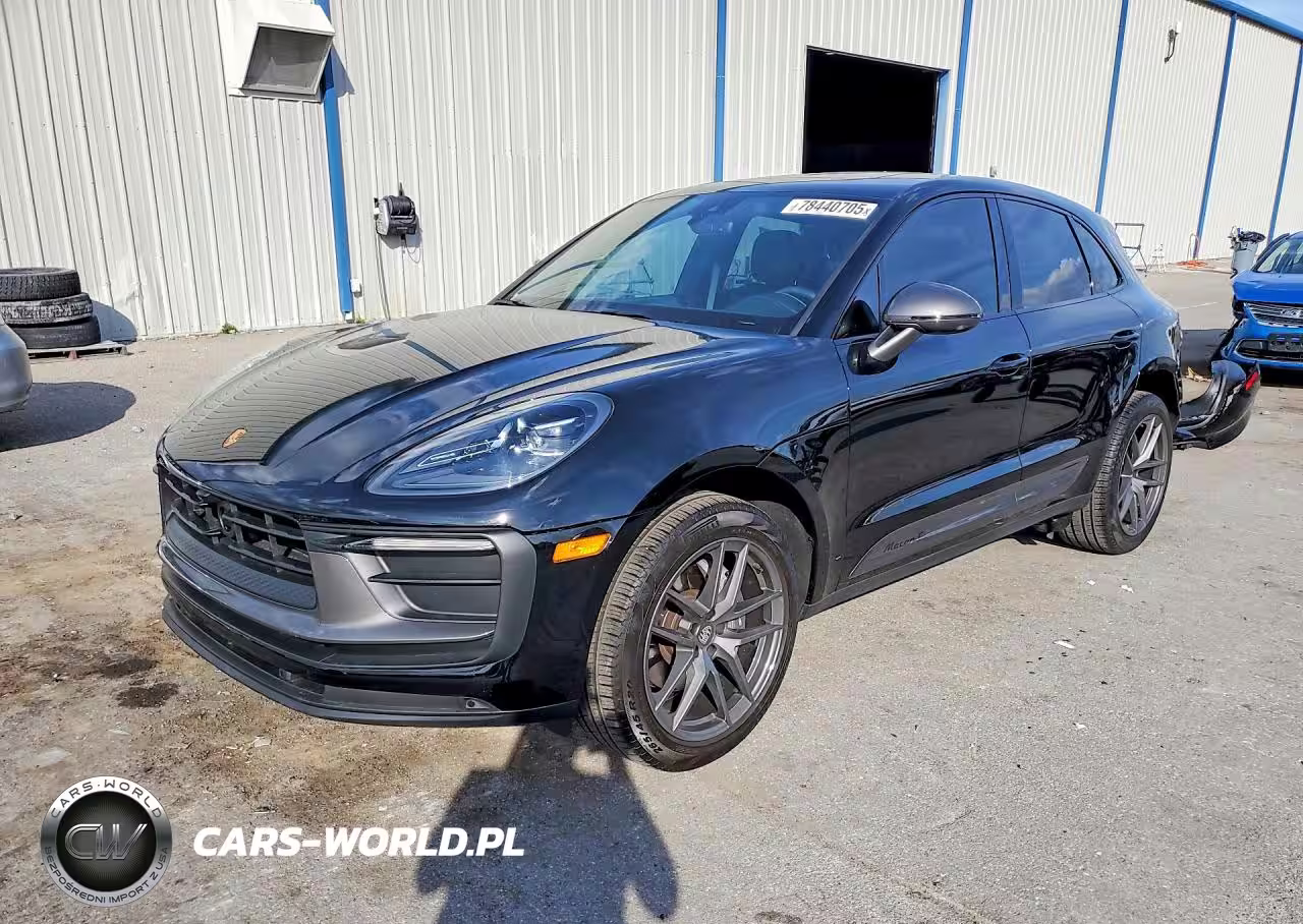 2024 Porsche Macan Base