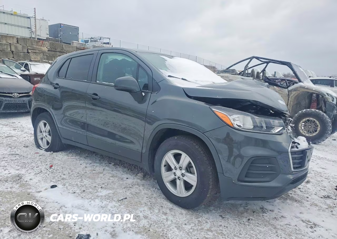 2020 Chevrolet Trax Ls VIN:3GNCJKSBXLL109651 - 4