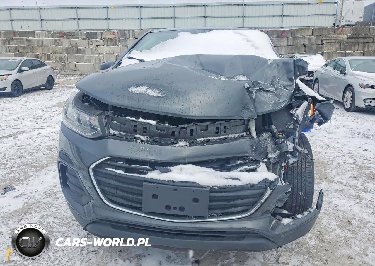 2020 Chevrolet Trax Ls VIN:3GNCJKSBXLL109651 - 5