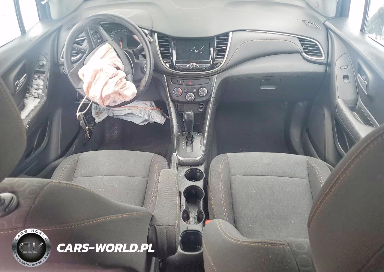 2020 Chevrolet Trax Ls VIN:3GNCJKSBXLL109651 - 8