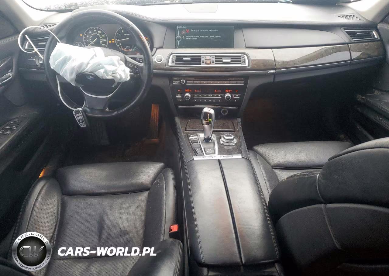 2012 BMW 750 VIN:WBAKC8C51CC437236 - 8