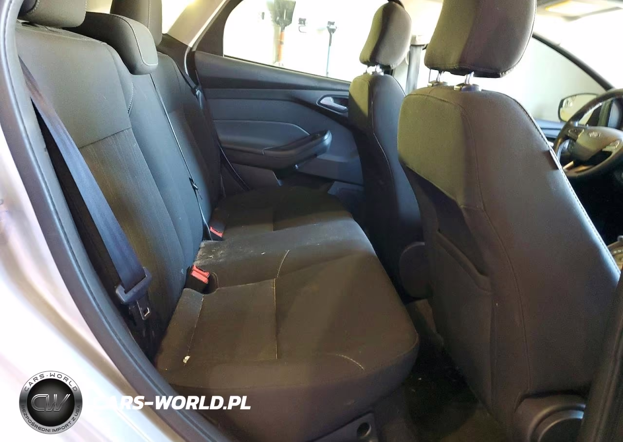 2017 Ford Focus Sel VIN:1FADP3H29HL204297 - 10