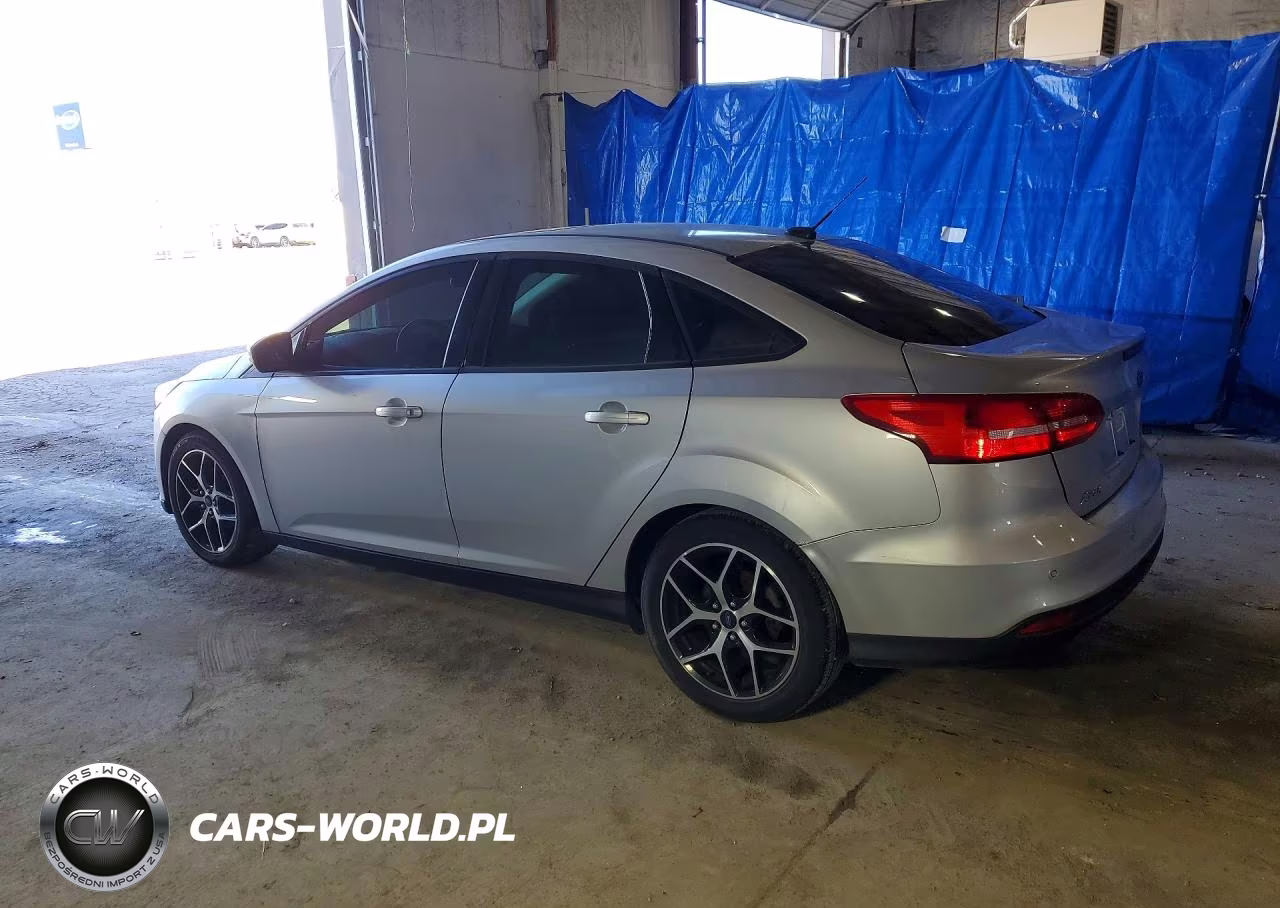 2017 Ford Focus Sel VIN:1FADP3H29HL204297 - 2