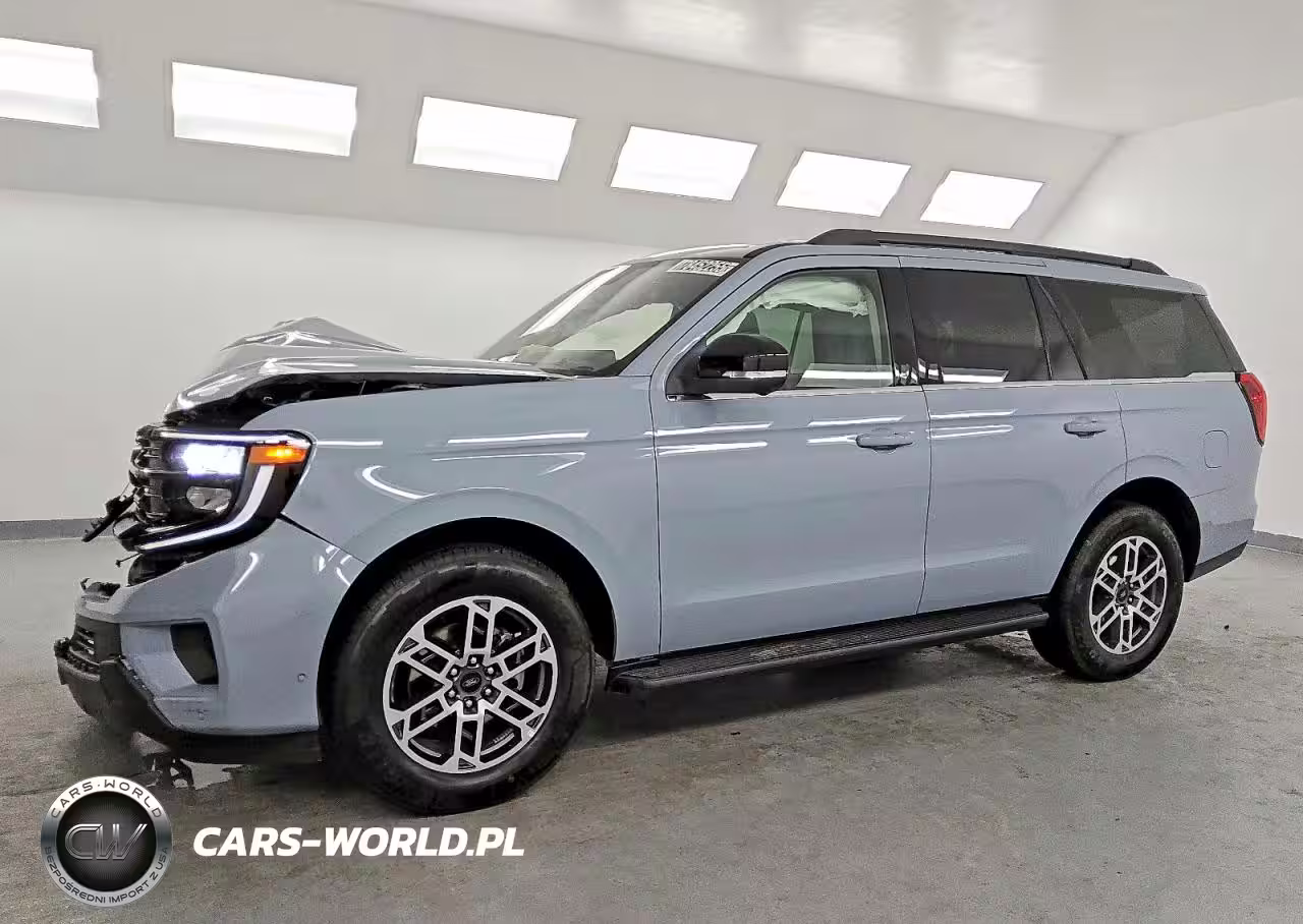 2025 Ford Expedition Active