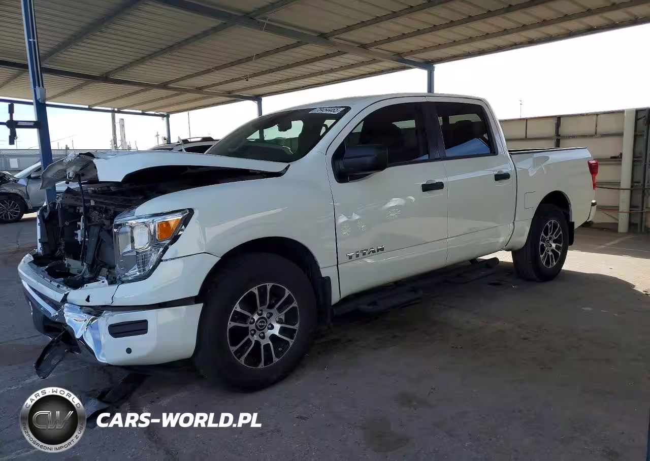 2023 Nissan Titan Sv