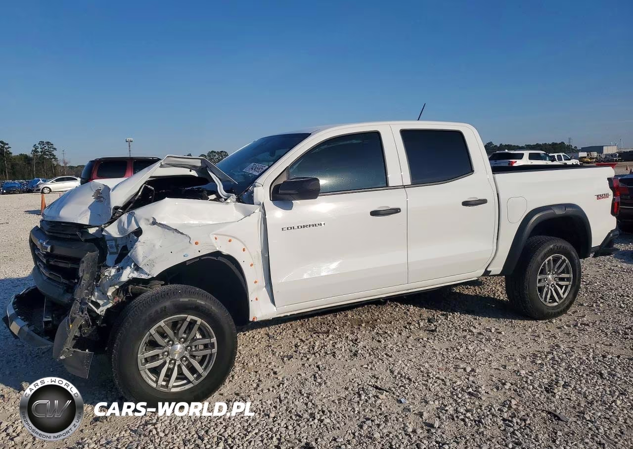 2025 Chevrolet Colorado Trail Boss – zdjęcie 1 z 12