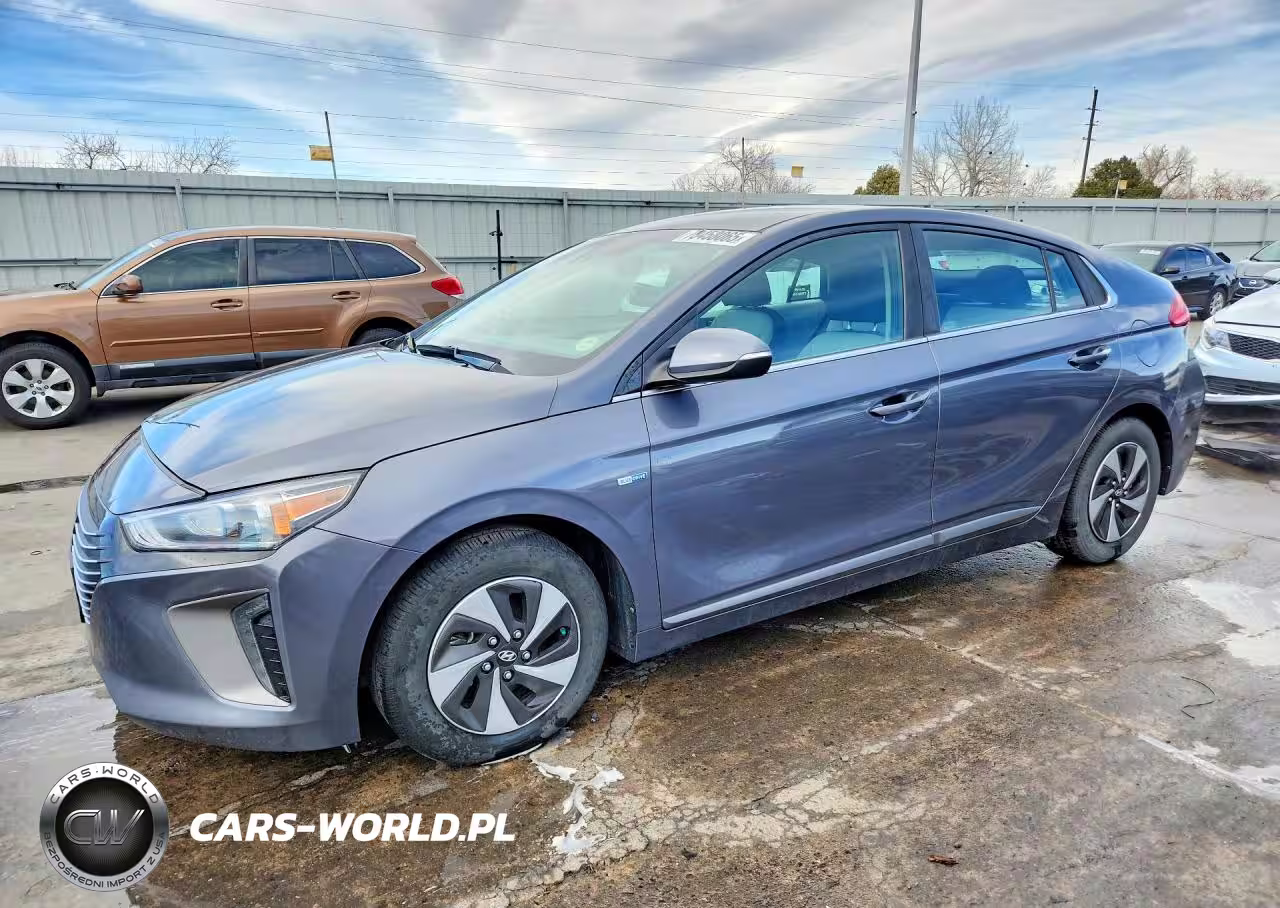 2017 Hyundai Ioniq Hybrid Sel