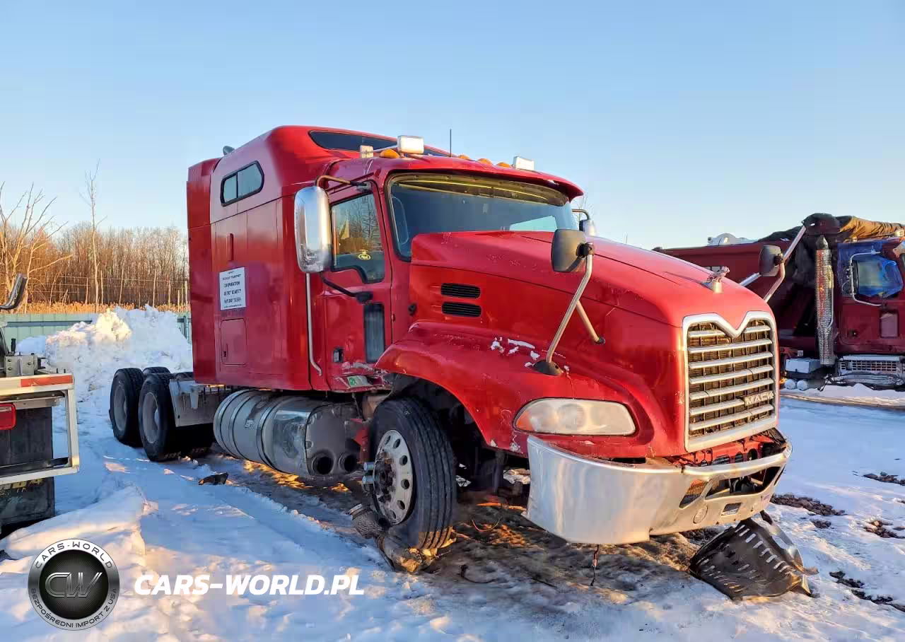2013 Mack Cxu613 Semi Truck