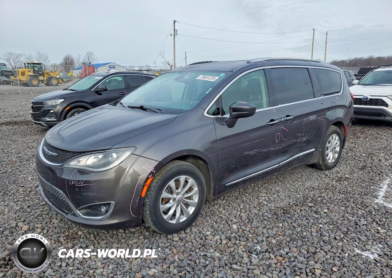 2019 Chrysler Pacifica Touring L