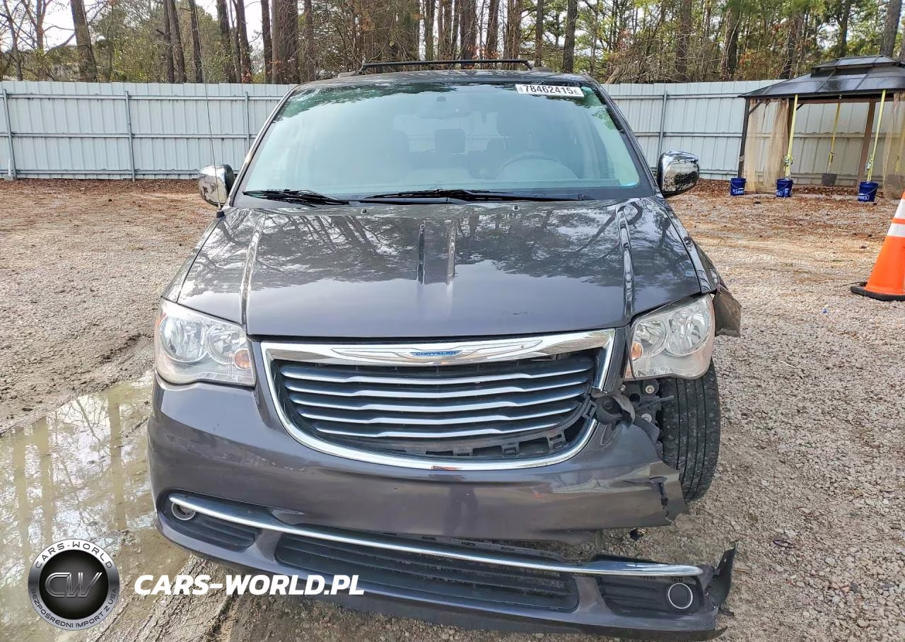 2015 Chrysler Town & Country Touring VIN:2C4RC1BG4FR715148 - 5