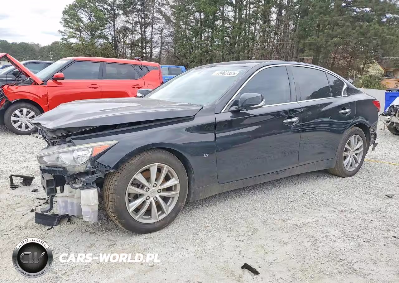 2015 Infiniti Q50 Base