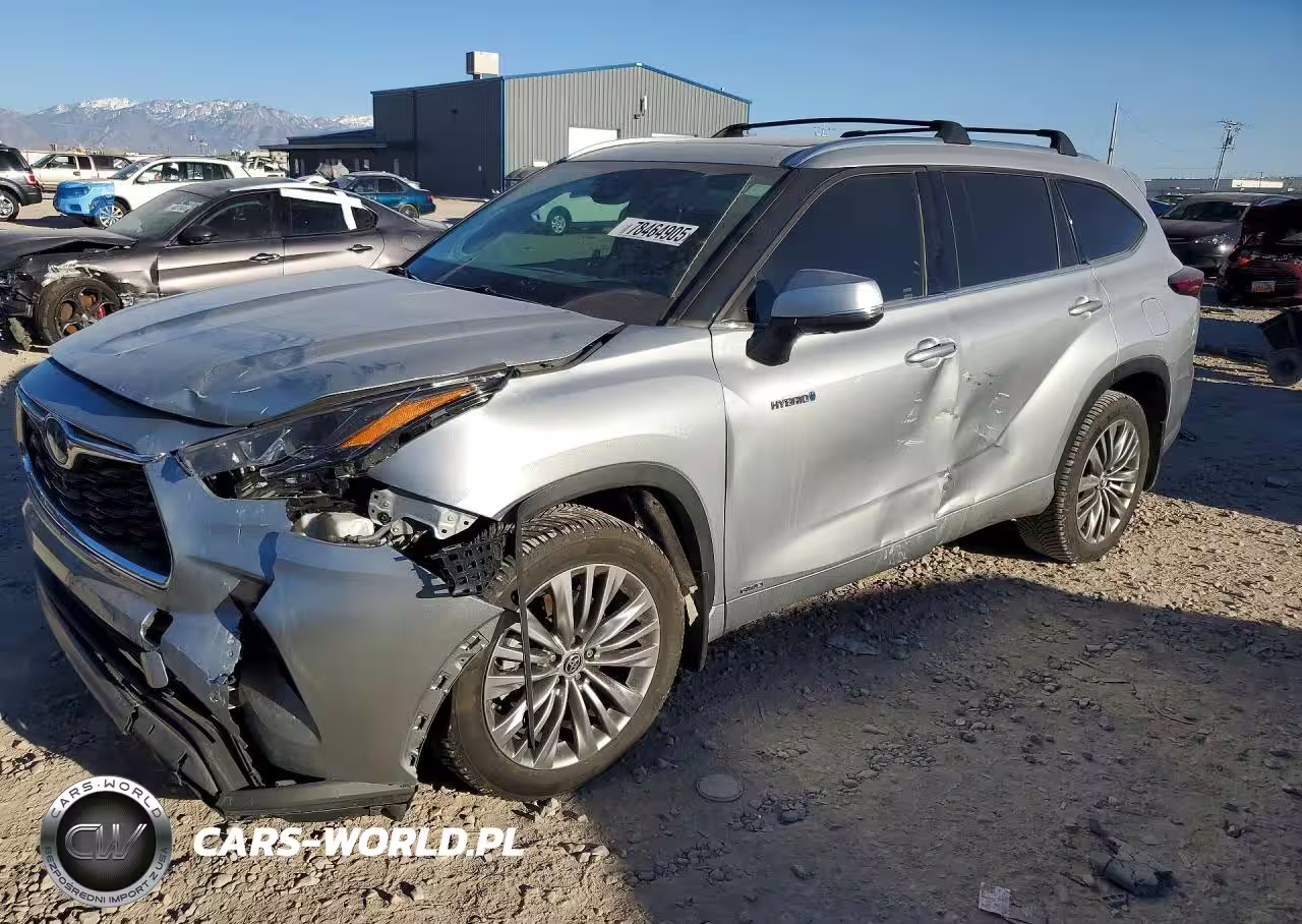 2020 Toyota Highlander Hybrid Platinum