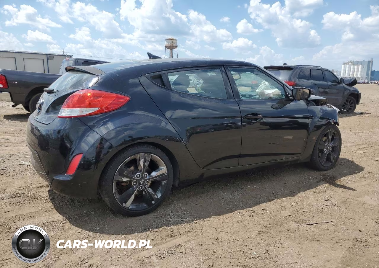 2017 Hyundai Veloster VIN:KMHTC6AD4HU321970 - 3