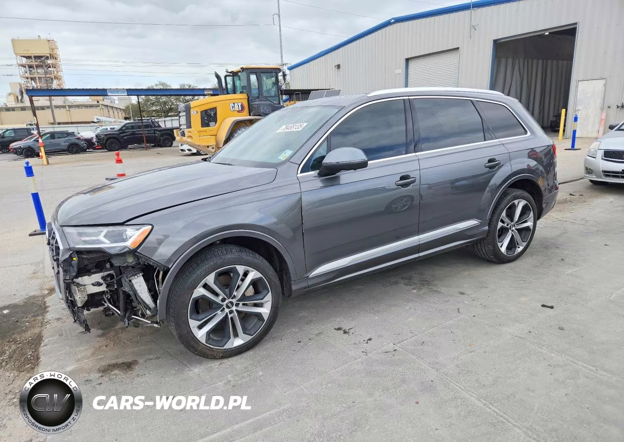 2020 Audi Q7 Premium Plus