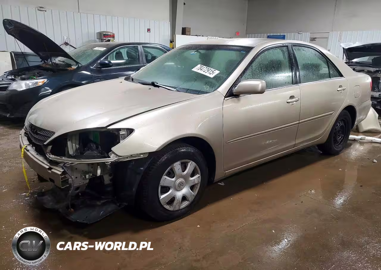 2004 Toyota Camry Le