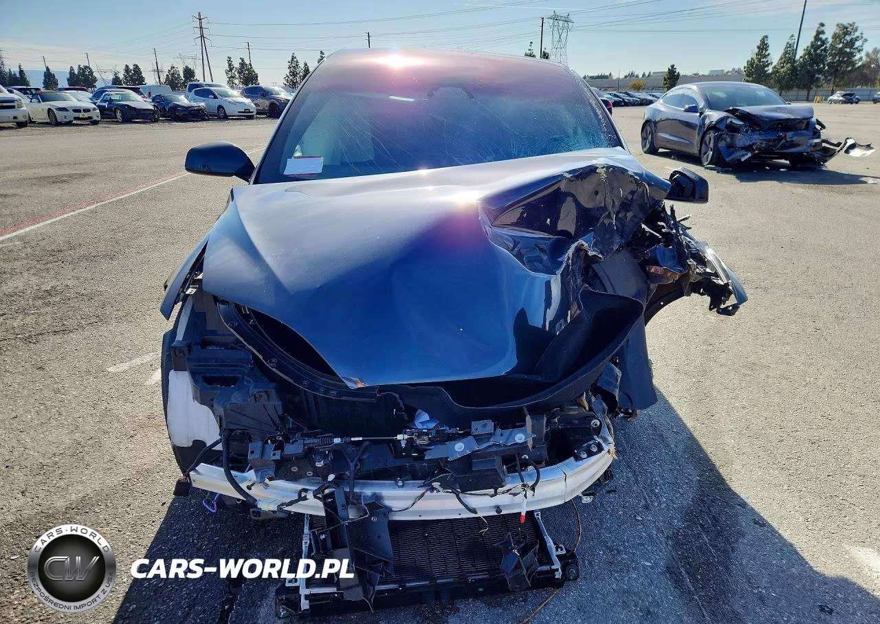 2025 Tesla Model X VIN:7SAXCAE55SF466112 - 5