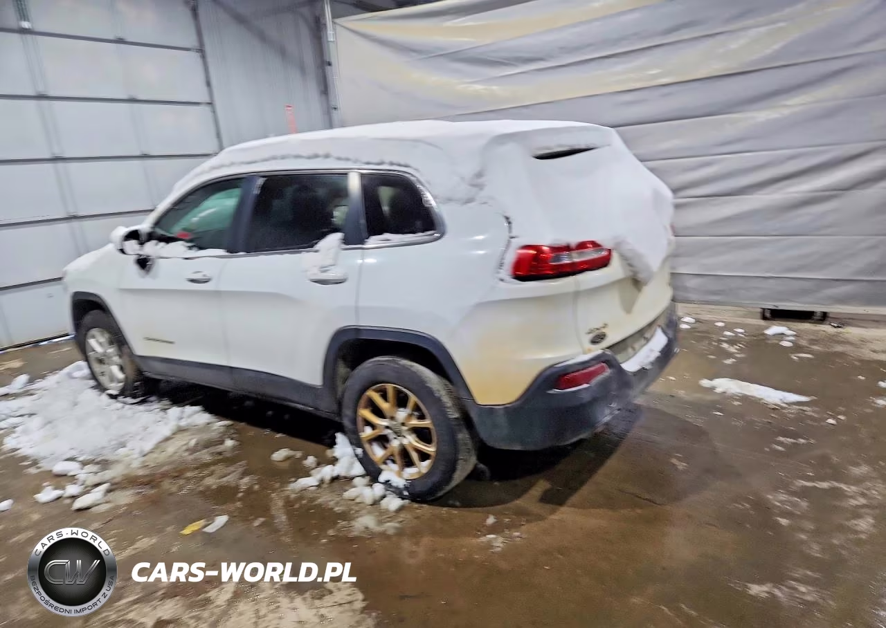 2016 Jeep Cherokee Latitude VIN:1C4PJMCBXGW181924 - 2