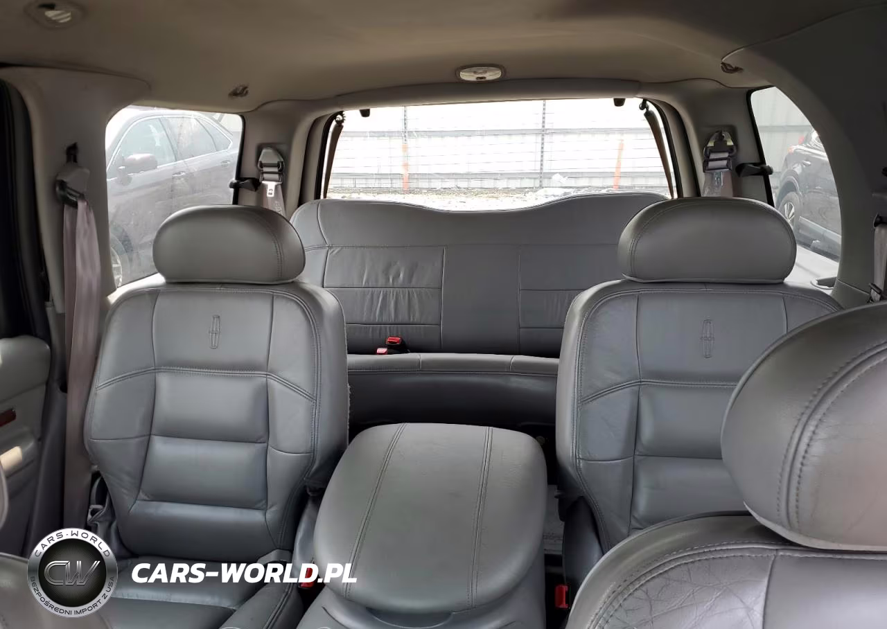 2001 Lincoln Navigator VIN:5LMFU28A11LJ00804 - 10