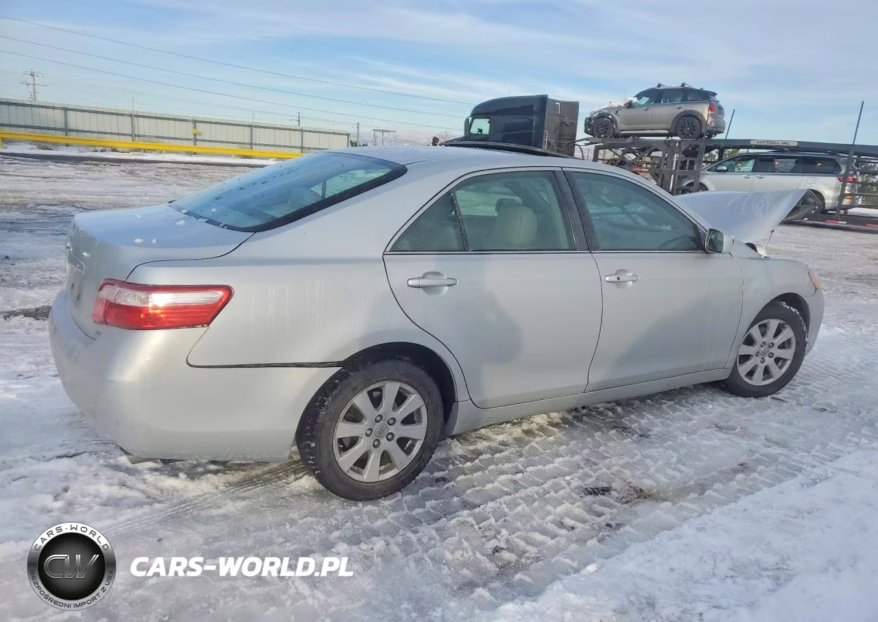 2007 Toyota Camry Le VIN:4T1BK46K77U551639 - 3