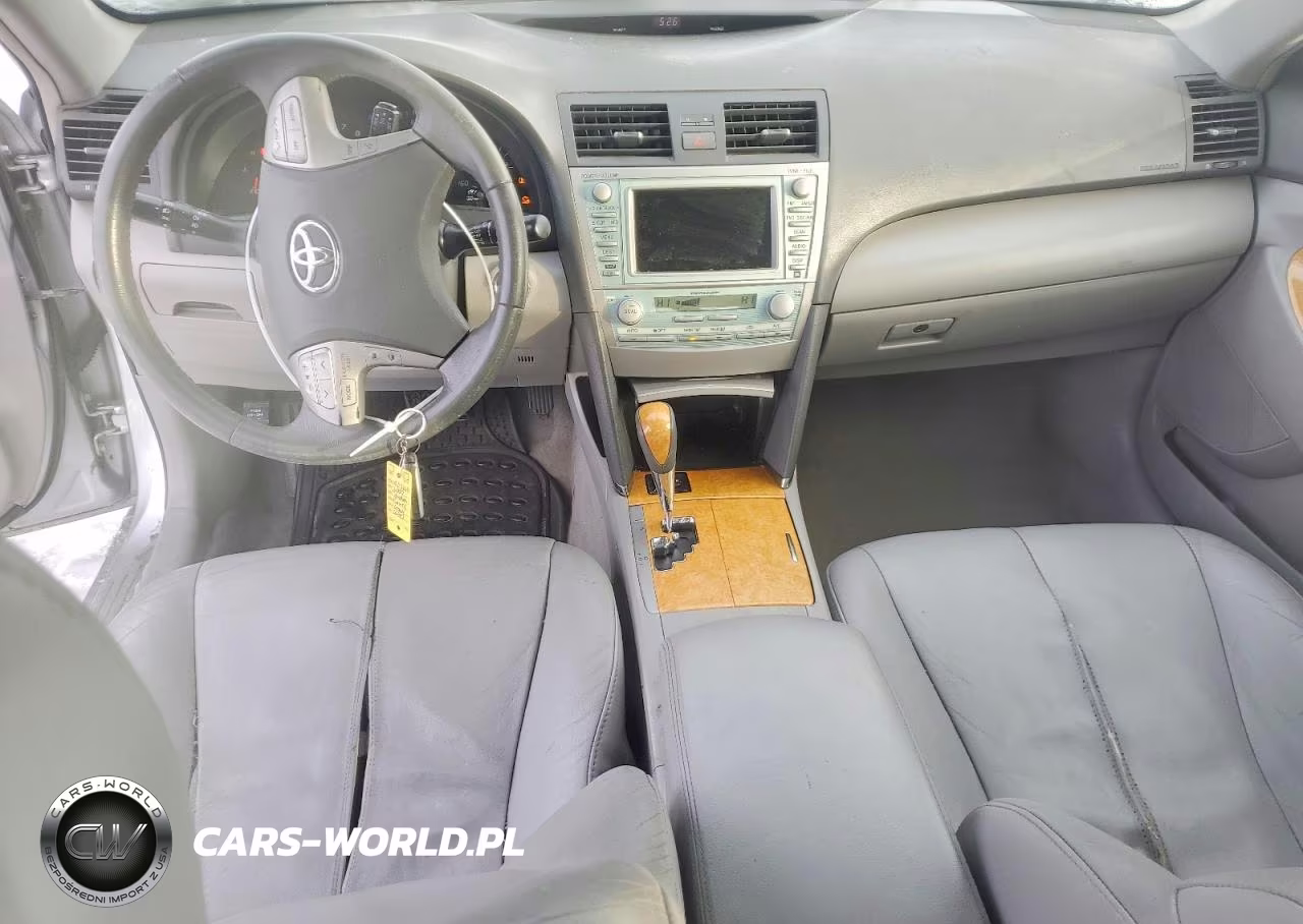 2007 Toyota Camry Le VIN:4T1BK46K77U551639 - 8