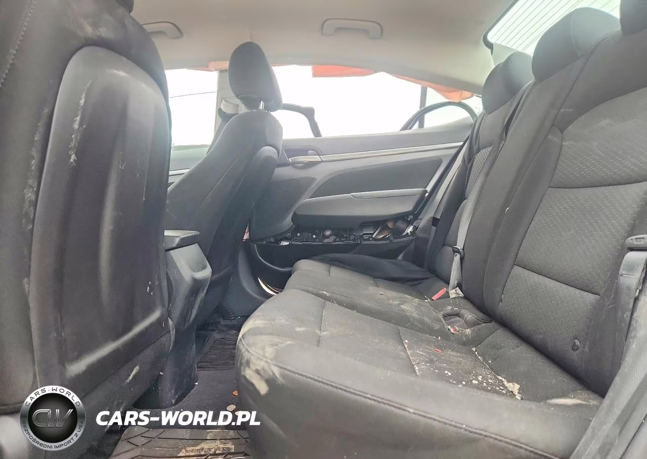 2019 Hyundai Elantra Sel VIN:5NPD84LF6KH445429 - 10