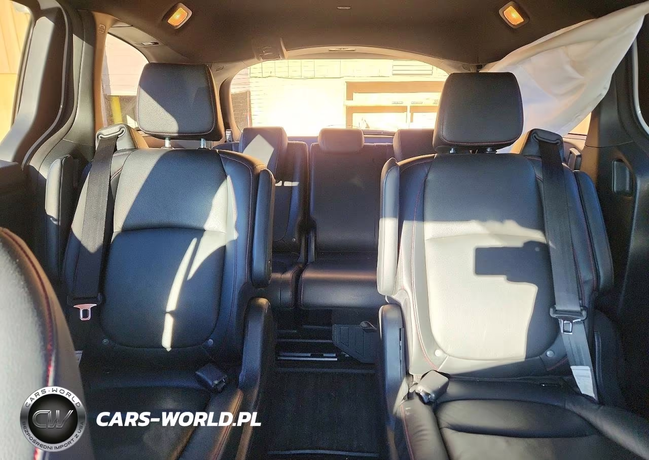 2023 Honda Odyssey Sport-L VIN:5FNRL6H78PB013657 - 10