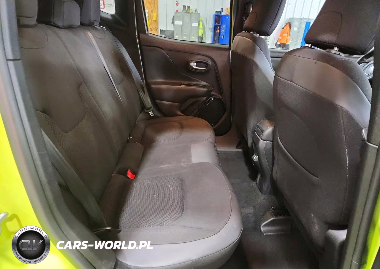 2018 Jeep Renegade Latitude VIN:ZACCJABB5JPJ06824 - 10