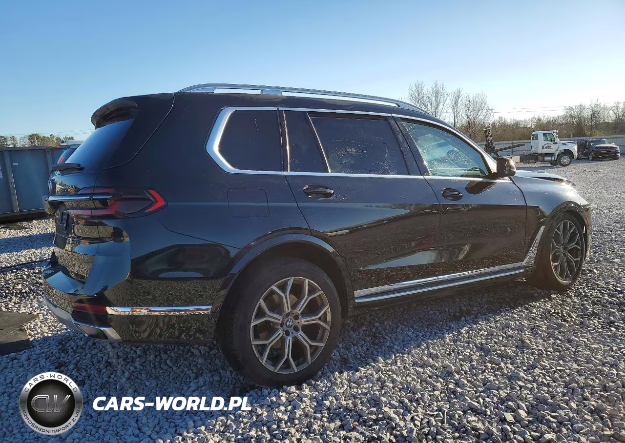 2024 BMW X7 xDrive40I VIN:5UX23EM01R9S21296 - 3